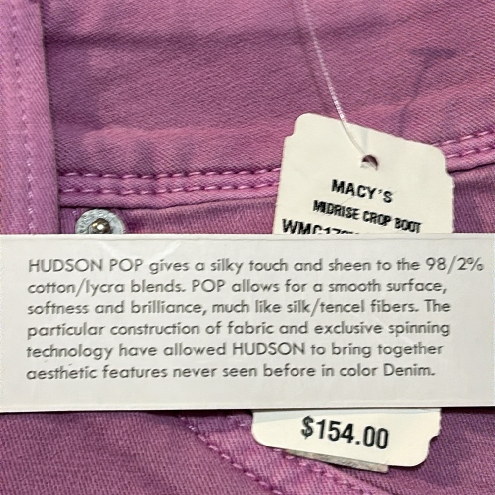 NWT HUDSON Women's Beth Baby Bootcut Jean with Back Flap Pockets - Picture 6 of 11